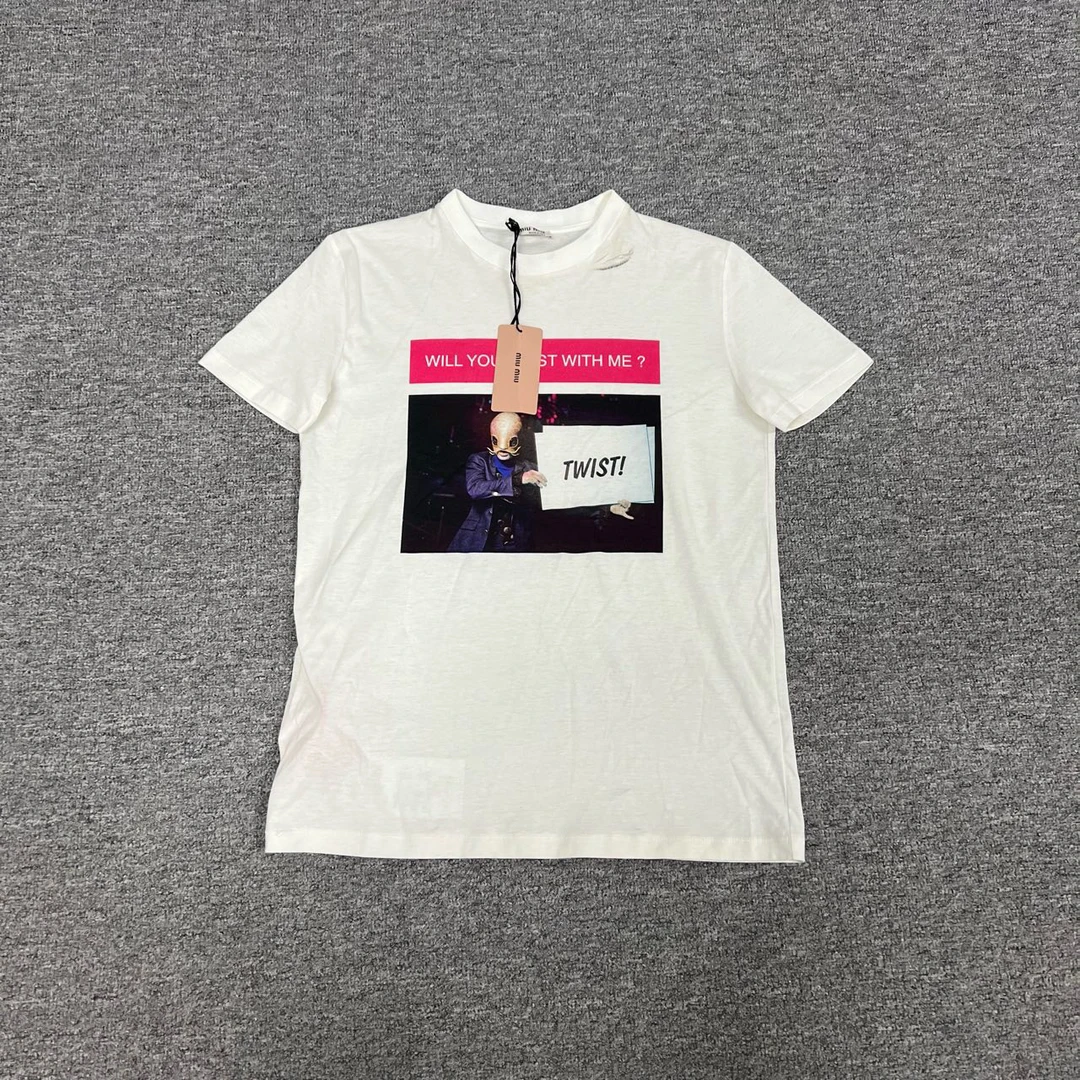 95新 MIU MIU/缪缪 胸口图片 s码 白色 短袖