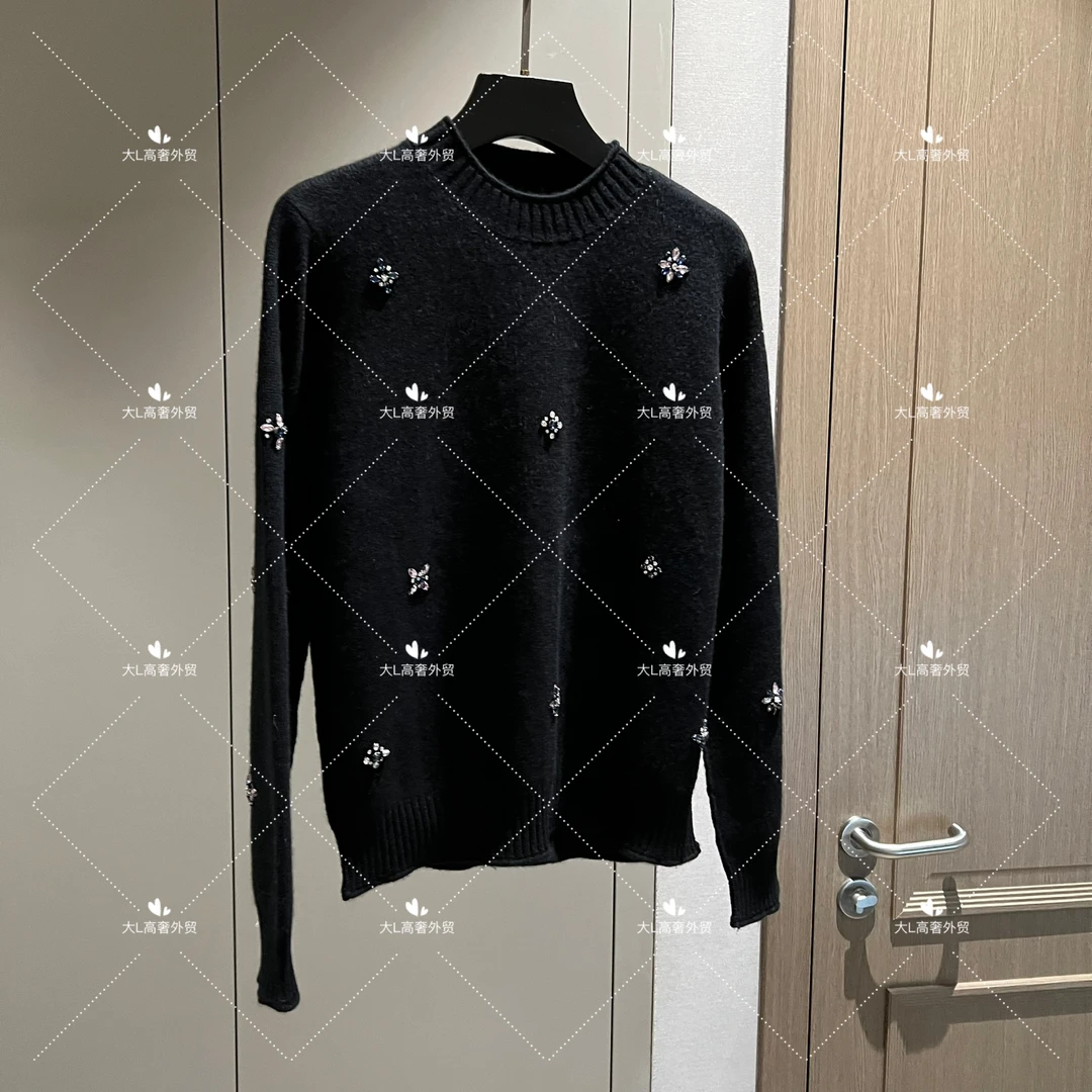 “水晶花” 重磅外贸进口高奢重工设计师风百搭长袖钉珠羊绒衫