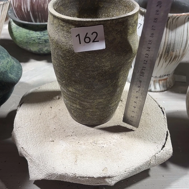 陶摆件高19，口11，无孔，162