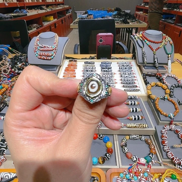 未镶嵌玛瑙/玉髓珠宝奇石小**儿