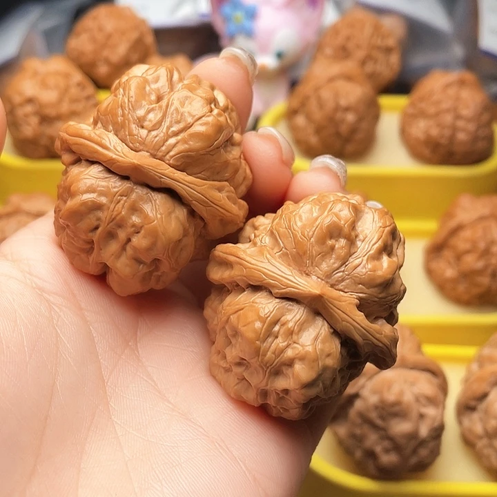 吊坠文玩核桃宫**财蛤蟆头