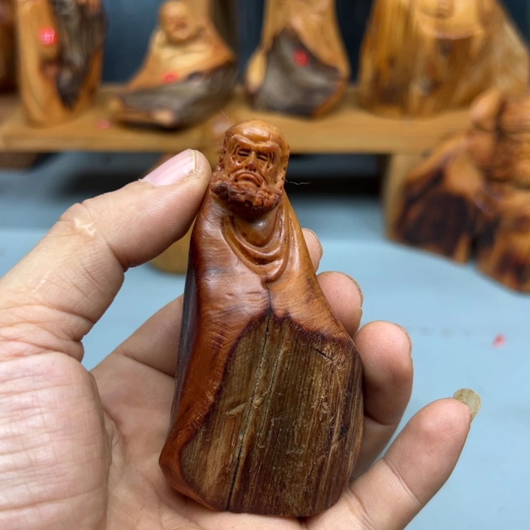 V***1木崖柏木摆件手把件