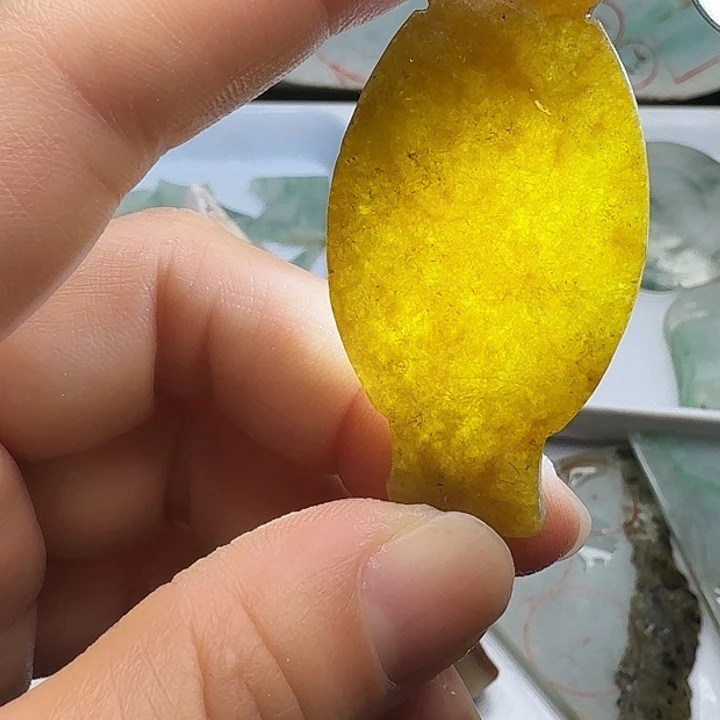 翡翠裸石缅甸翡翠