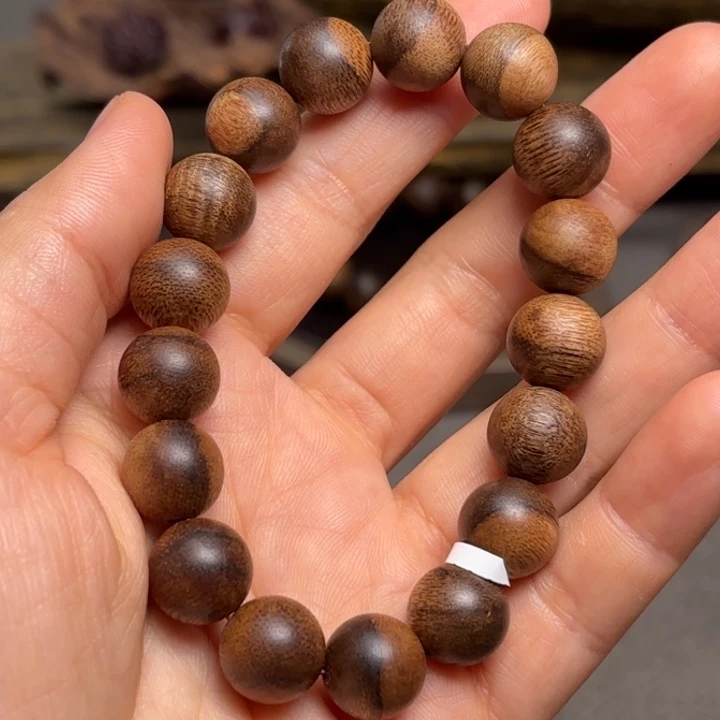 手串沉香越南芽庄白棋瘤疤1.2