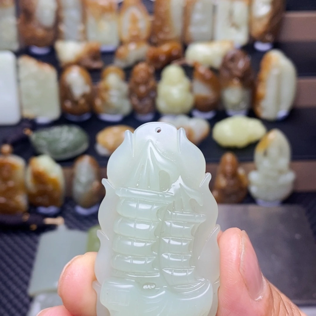 和田玉未镶嵌吊坠(不含链)