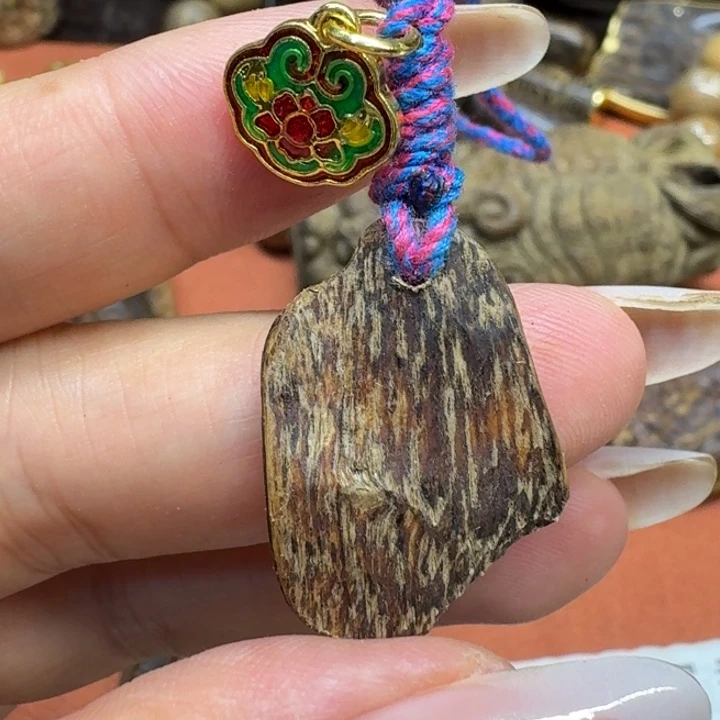 大叶紫檀（黑酸枝木类）
