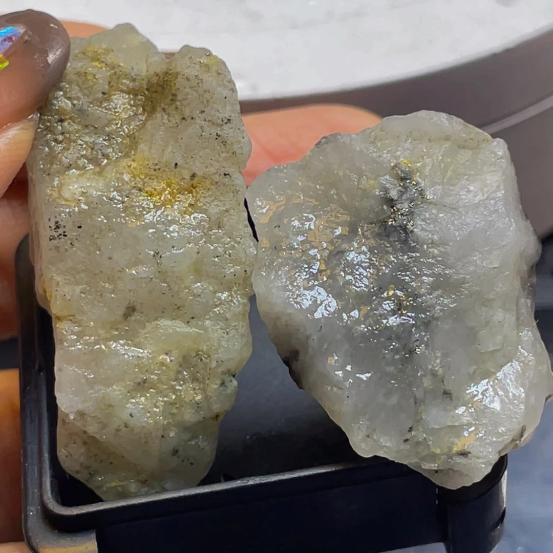 金属鸿**克鸿29.3金达莱天然矿标