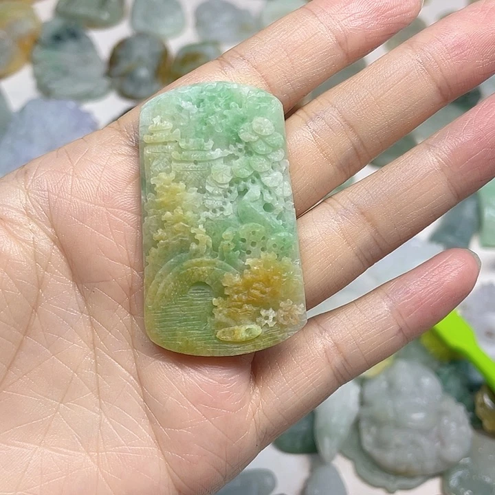 定制翡翠未镶嵌?*翡翠