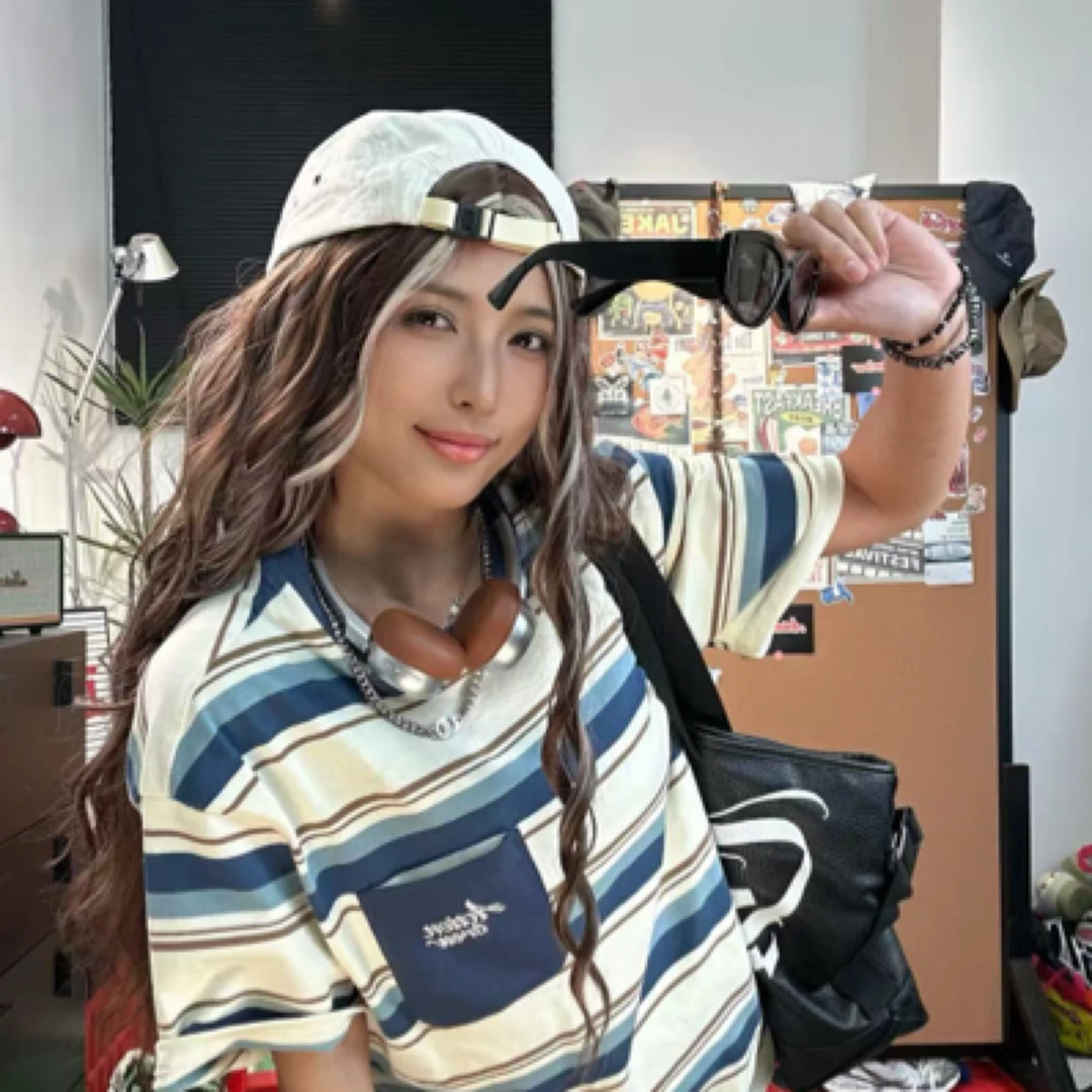 上衣纯棉夏季条纹t恤情侣运动短袖美式校园风条纹T恤百搭