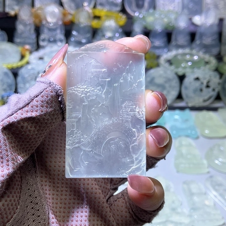 岫玉未镶嵌吊坠吊坠