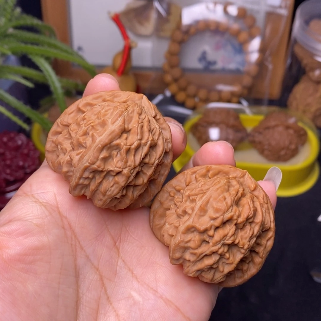 文玩核桃把件k***s43三角白