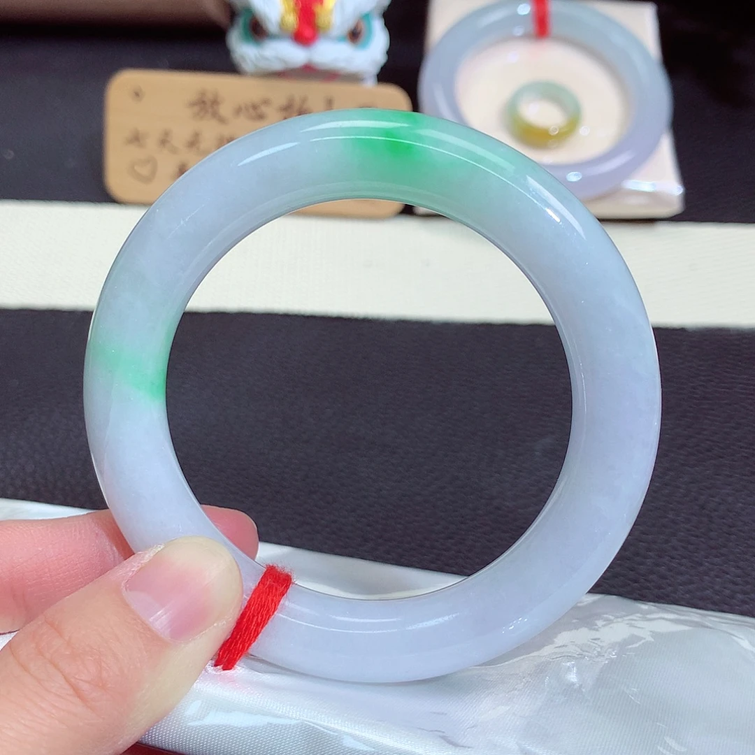 翡翠未镶嵌手镯3102