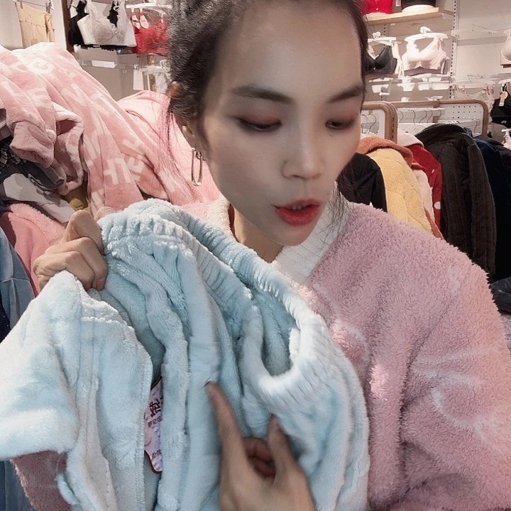 锦****三醋酯纤维219米3 D绒绿M-686
