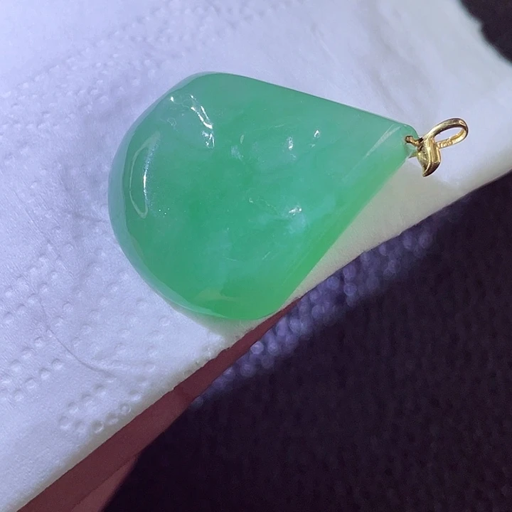 颈饰18K金镶嵌翡翠翡翠