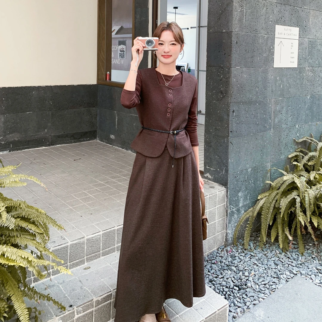 时尚复古慵懒风显瘦套装女2025秋季新款高级感马甲内搭长裙三件套
