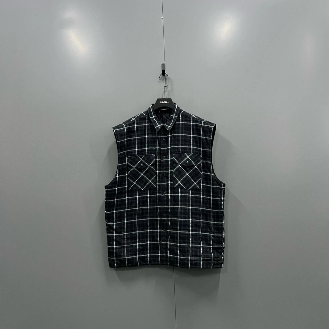 未使用 Balenciaga/巴黎世家 yy 格子拼色满印马甲 39码015297