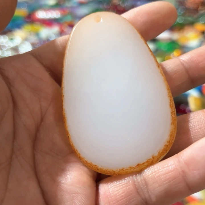 和田玉（糖玉）未镶嵌颈饰