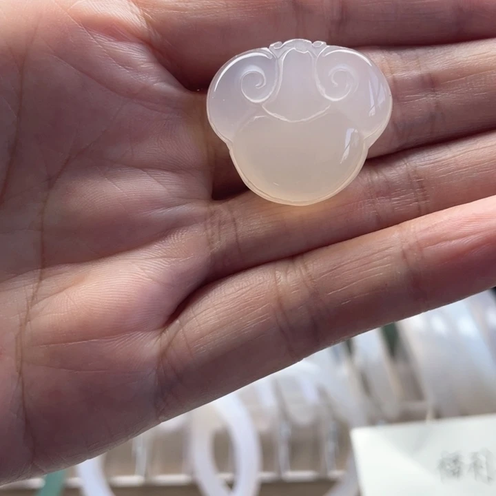 合金颈饰玛瑙/玉髓