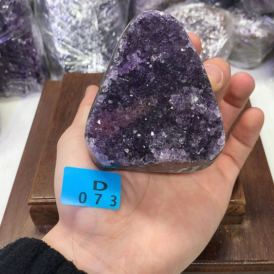 紫晶大型摆件（非配饰）未镶嵌