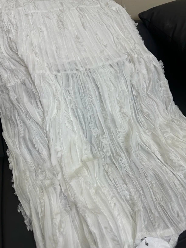 R.Q 褶理 半裙字