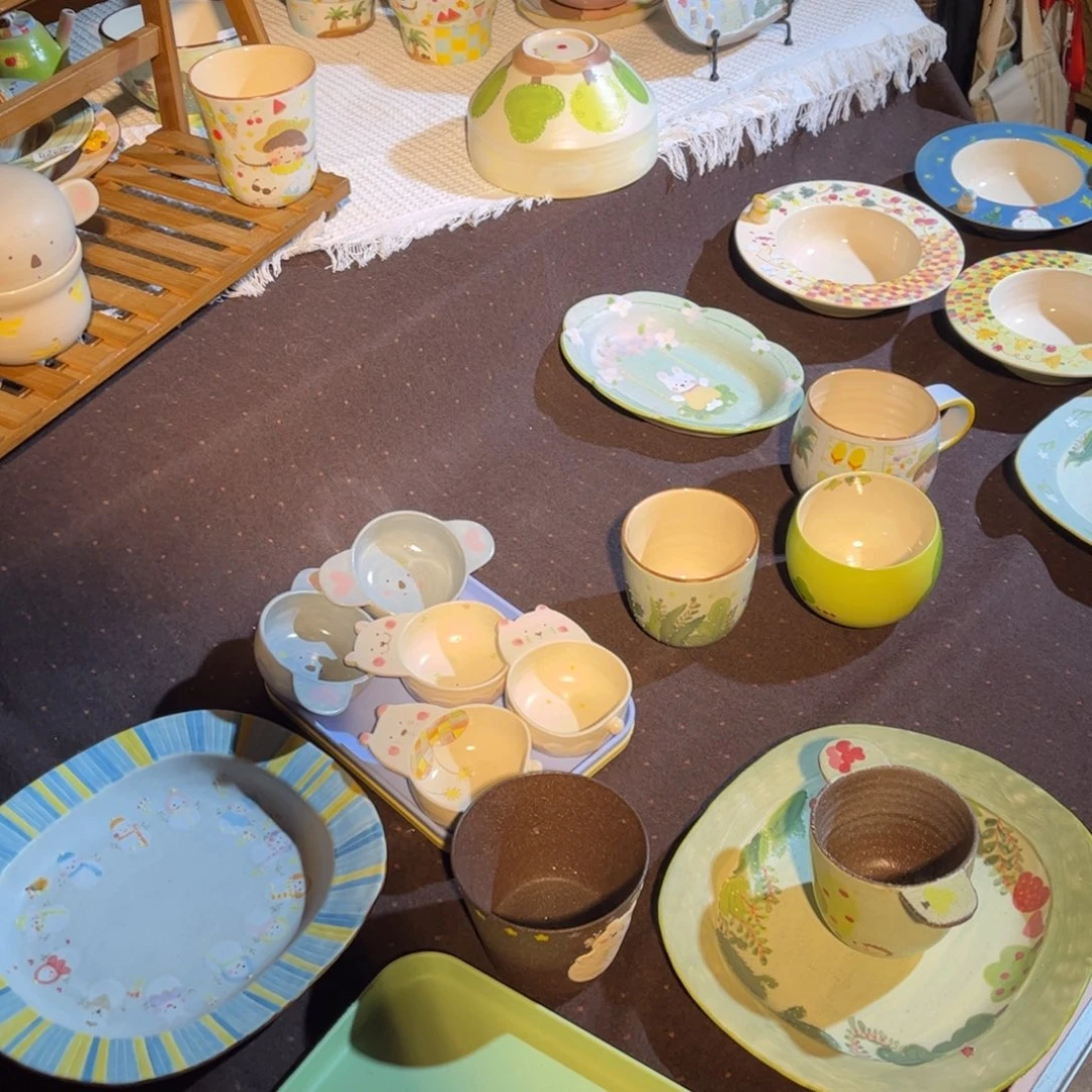 瓷片8814一起逛集市啦