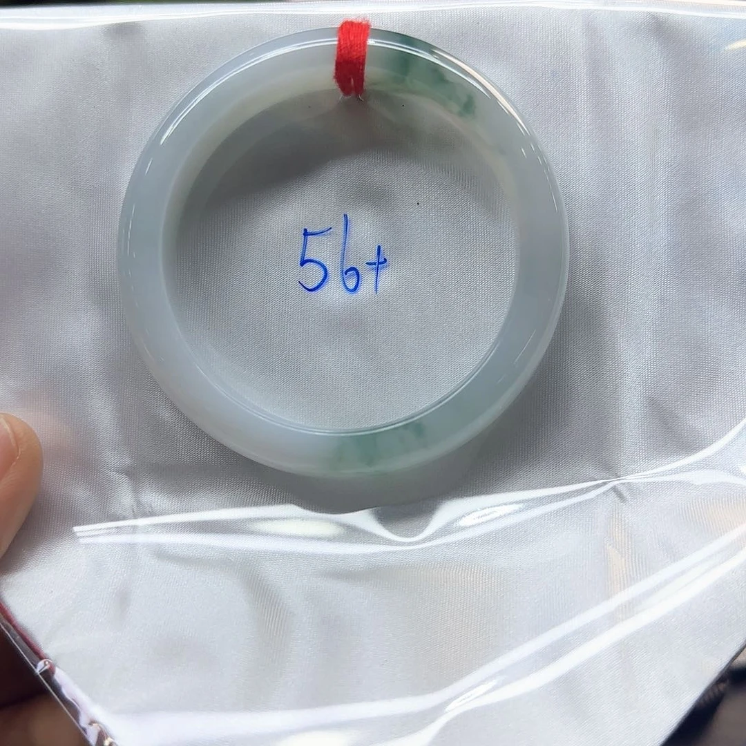 翡翠未镶嵌手镯翡翠