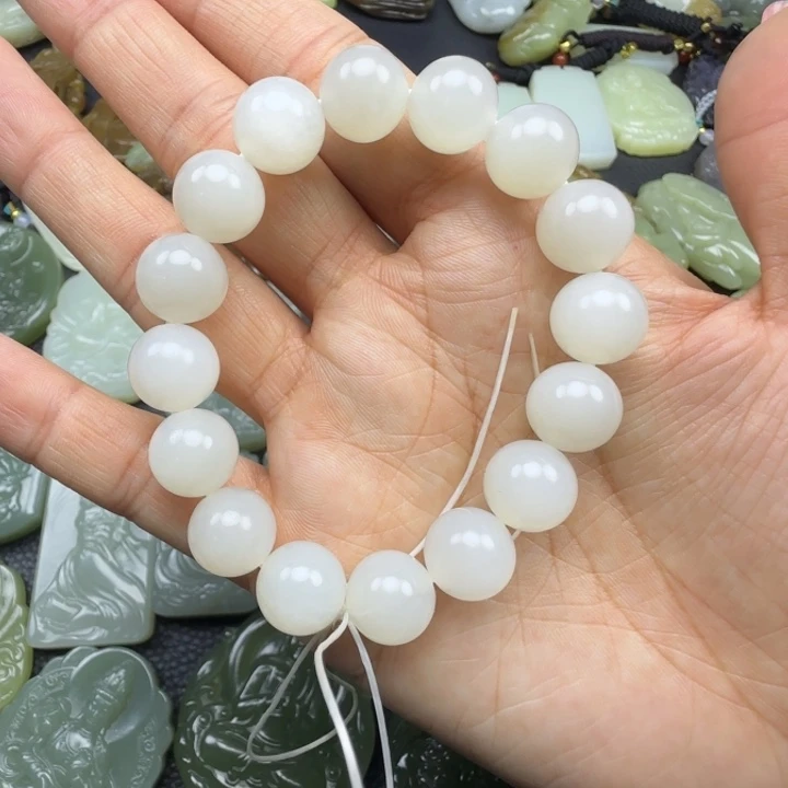 和田玉未镶嵌颈饰卡12