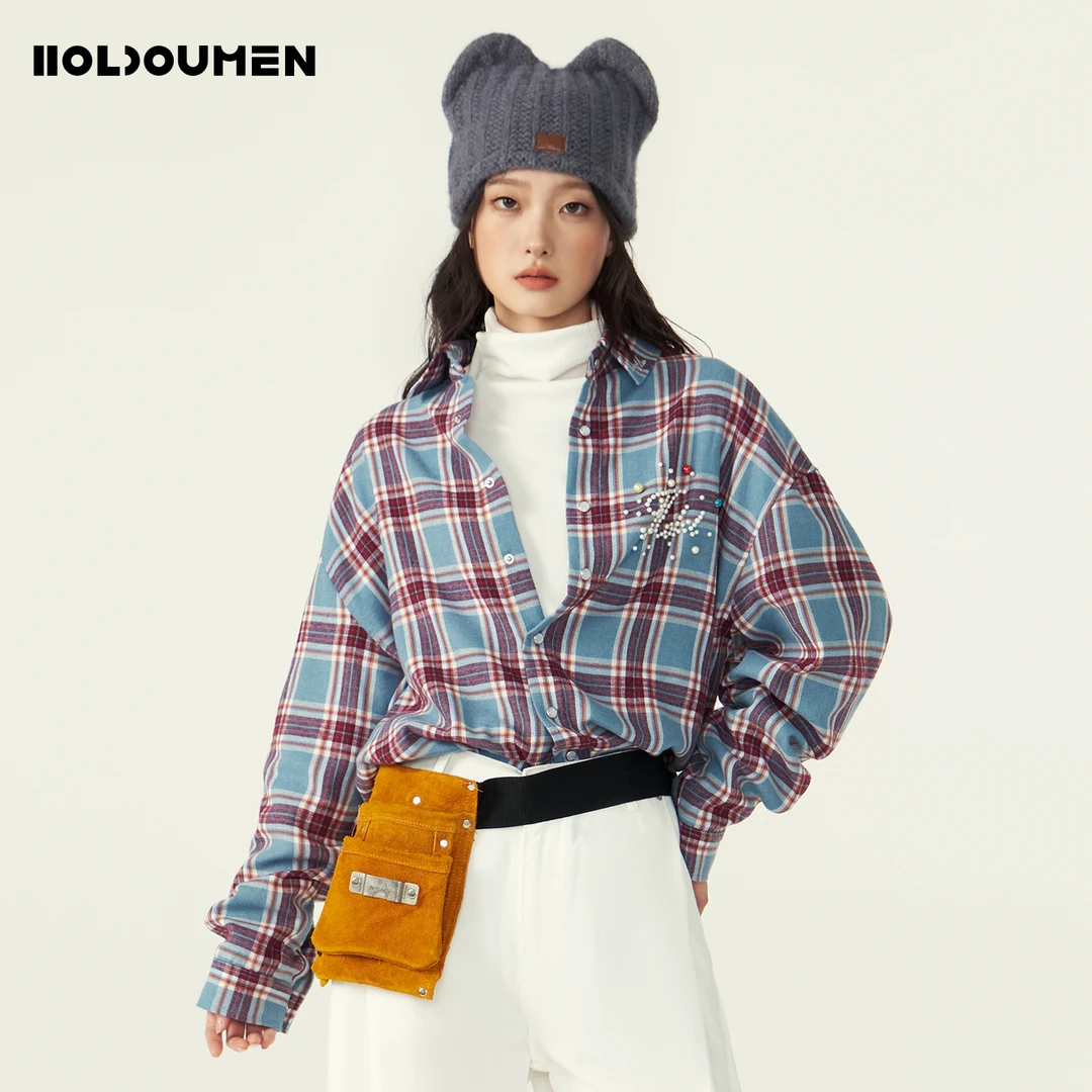 Holdoumen25秋季日常系列钉珠磨毛格纹衬衫