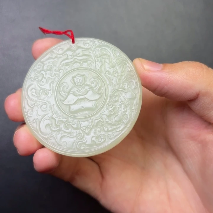 妙***诚和田玉未镶嵌颈饰