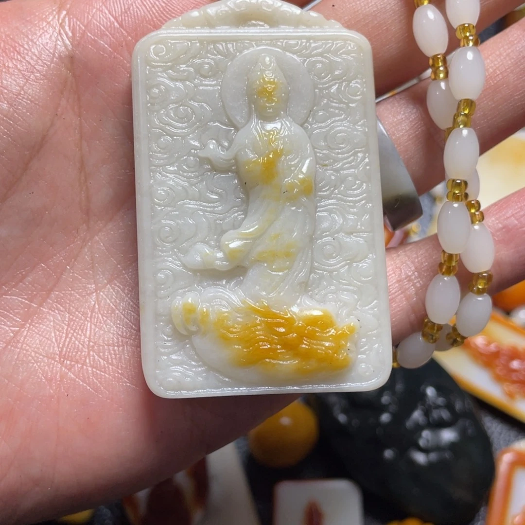 和田玉未镶嵌颈饰