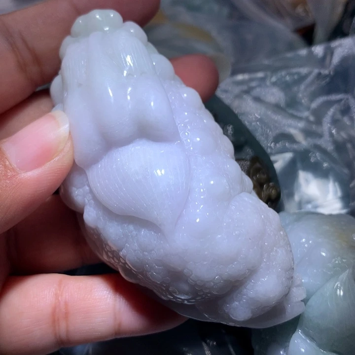 翡翠未镶嵌颈饰保真天然A货翡翠