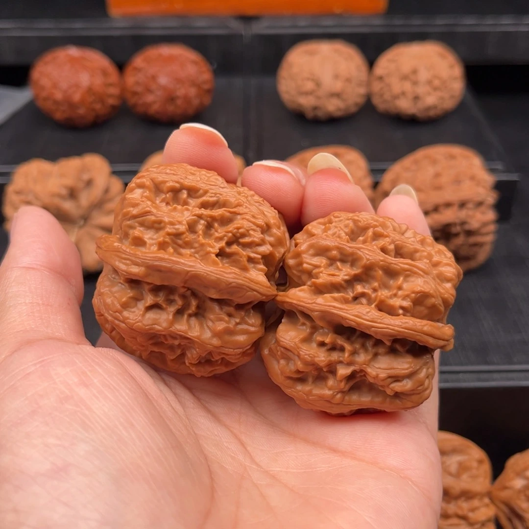 【闪购商品】文玩核桃吊坠天**?方块42