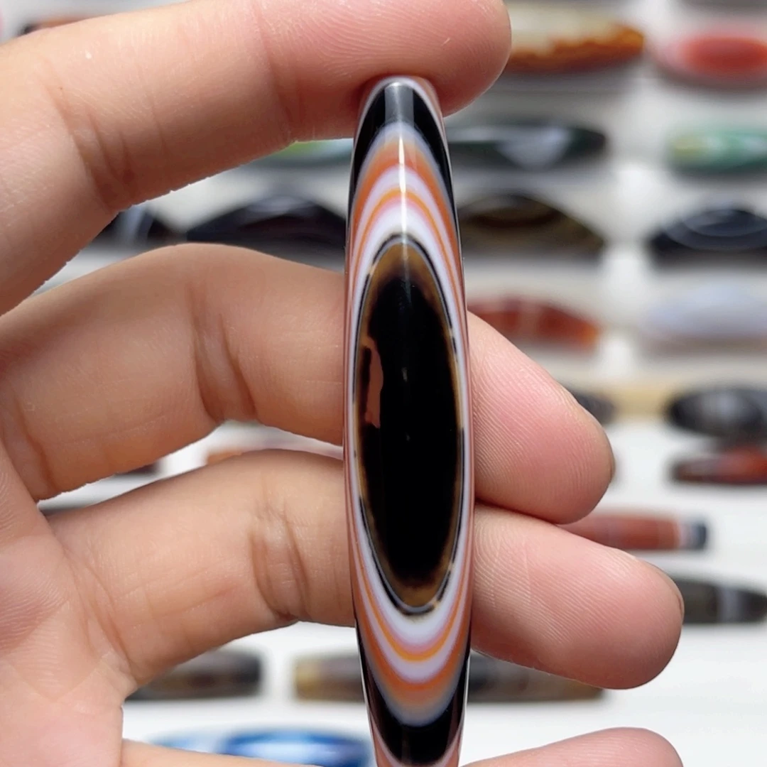 玛瑙/玉髓吊坠未镶嵌密*。2