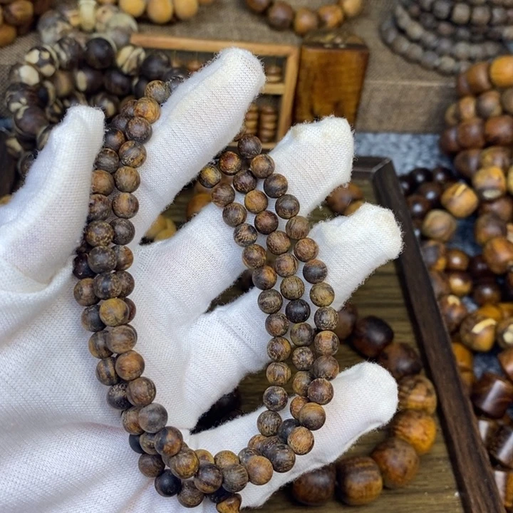 手串贡木0.6黑油龙鳞