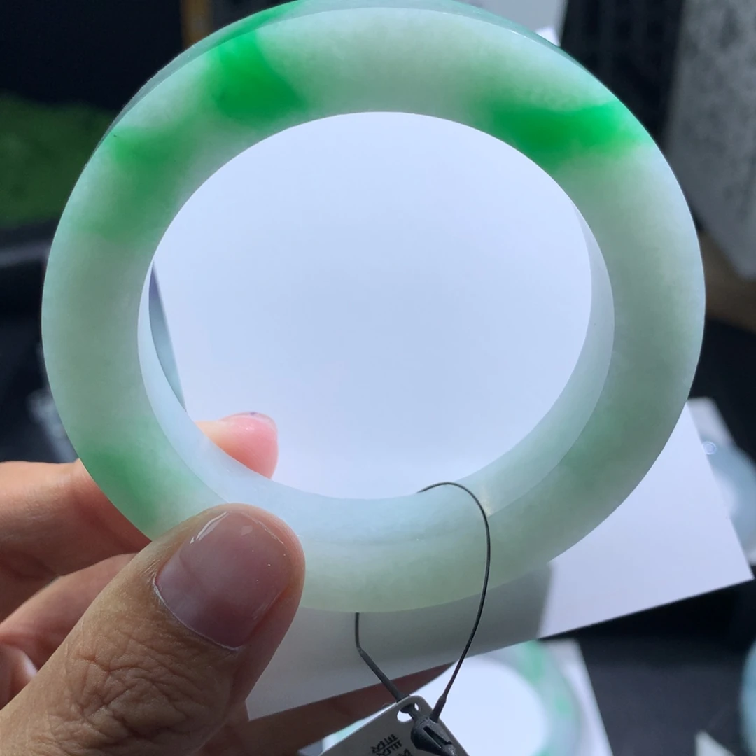 定制翡翠翡翠手镯未镶嵌