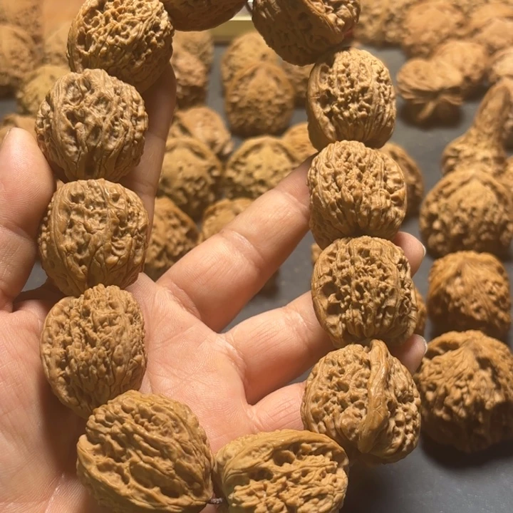 已***置大叶紫檀（黑酸枝木类）