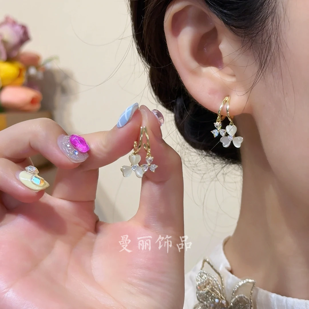 铜合金耳饰 轻奢幸运草双花耳钉