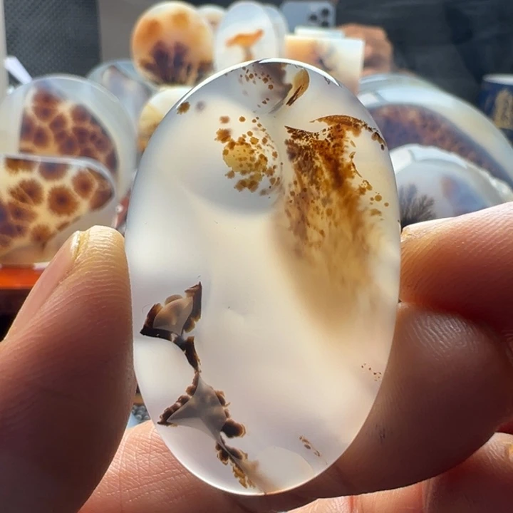 未镶嵌玛瑙/玉髓珠宝奇石