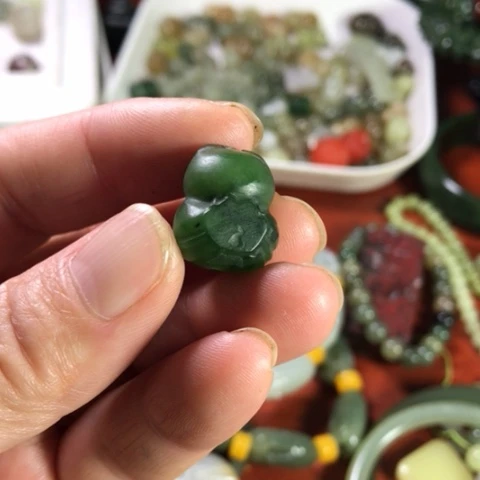 未镶嵌和田玉（碧玉）手机链