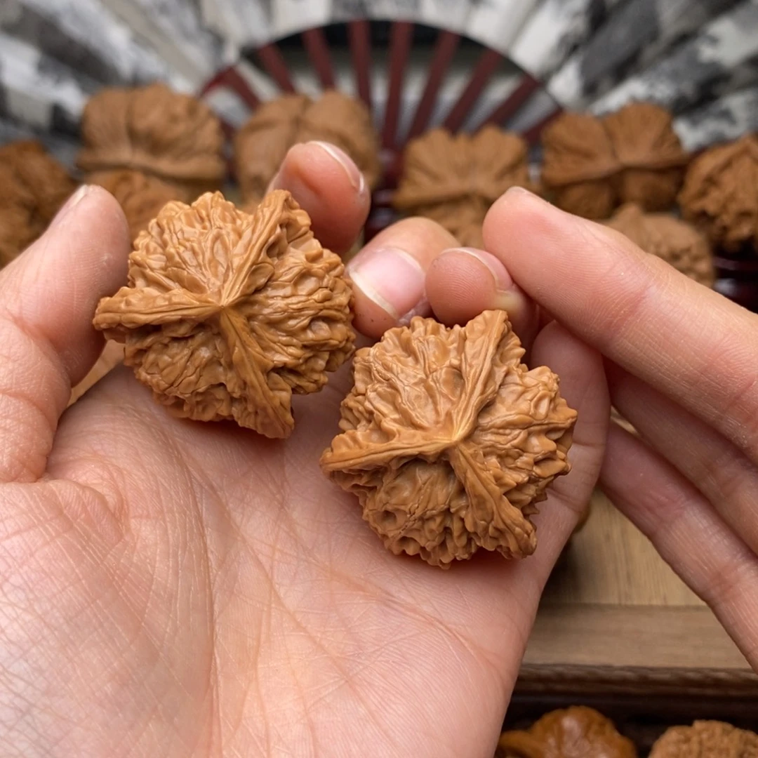 文玩核桃把件705号36奔