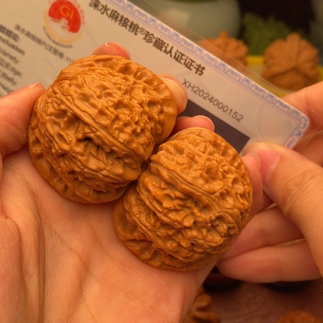 文玩核桃把件白狮44