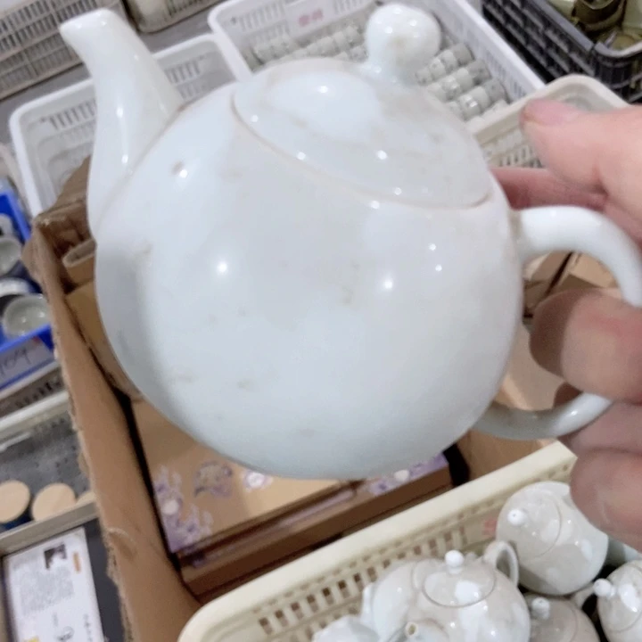 茶具微瑕,介意勿拍