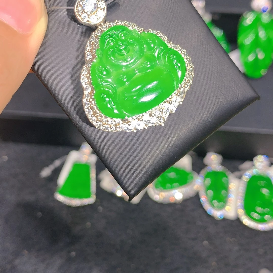 颈饰银S925镶嵌翡翠08852