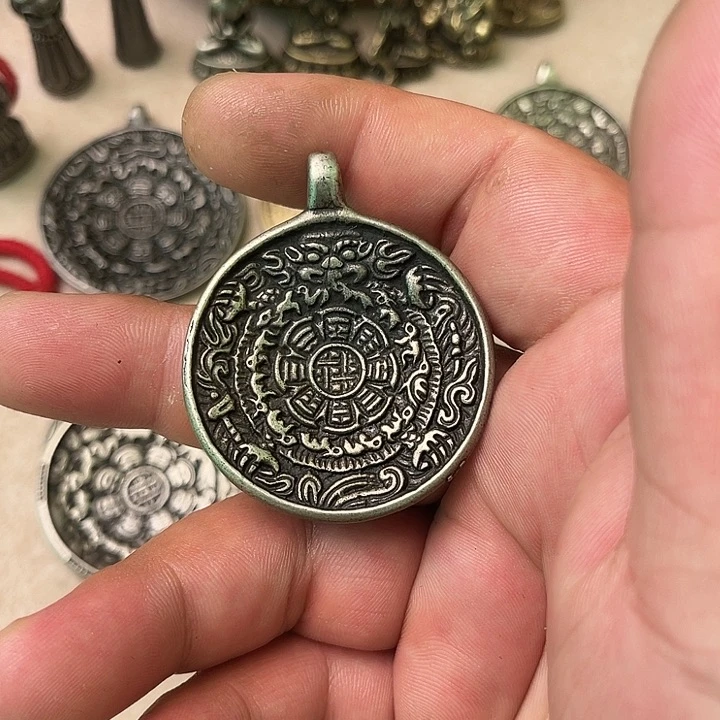 俊****)藏式风格九宫喜欢