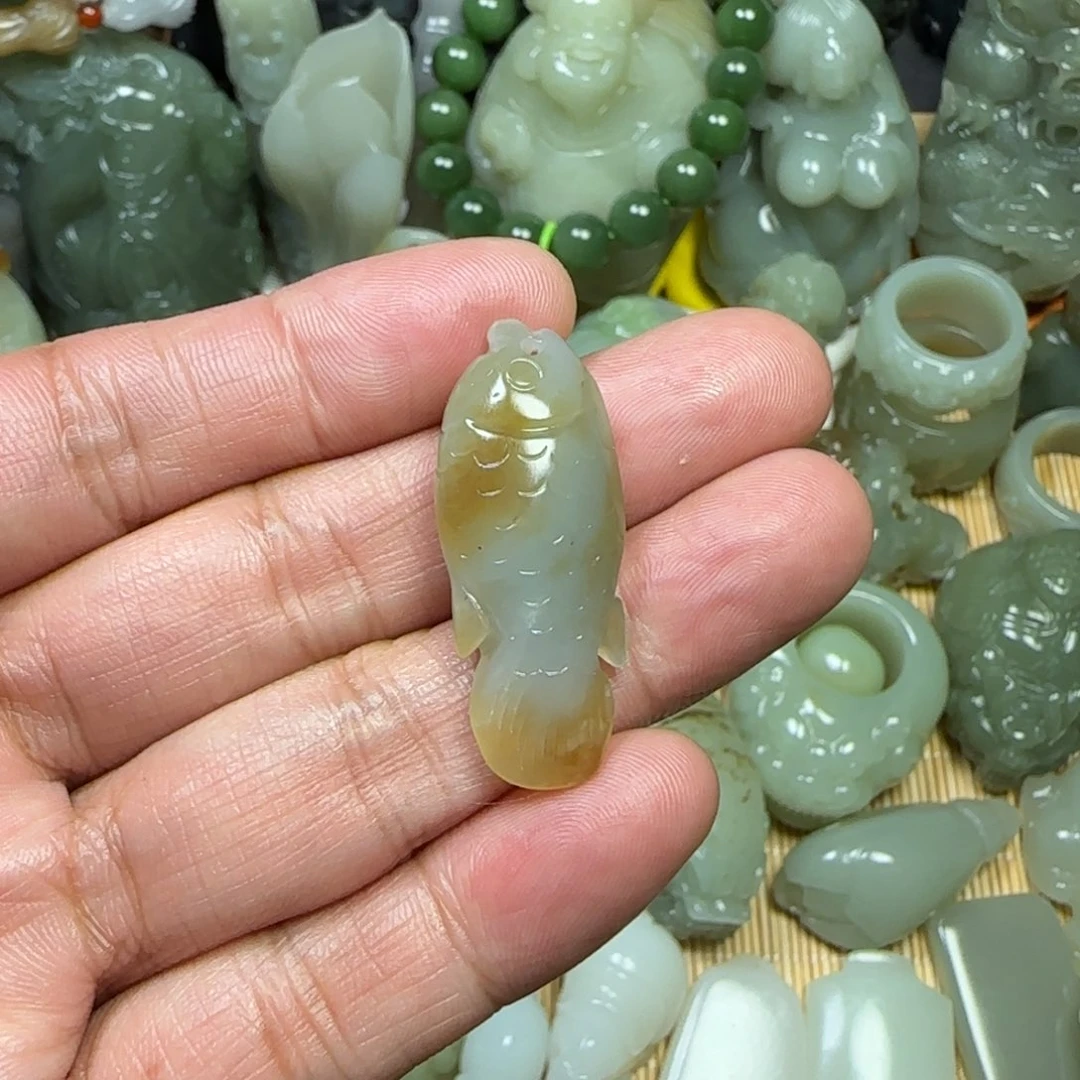 未镶嵌和田玉挂件