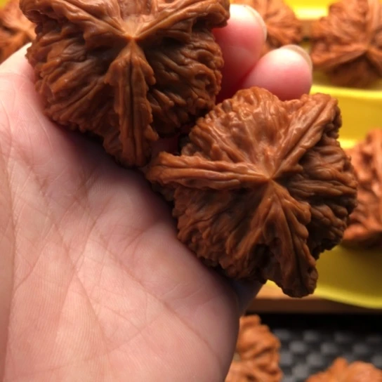 張****文玩核桃吊坠核桃