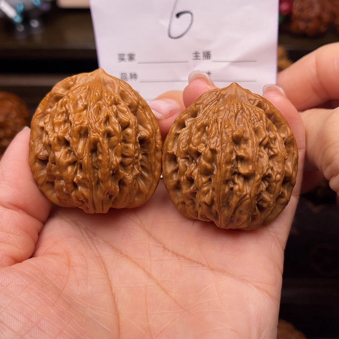 吊坠桃核麦穗虎头40