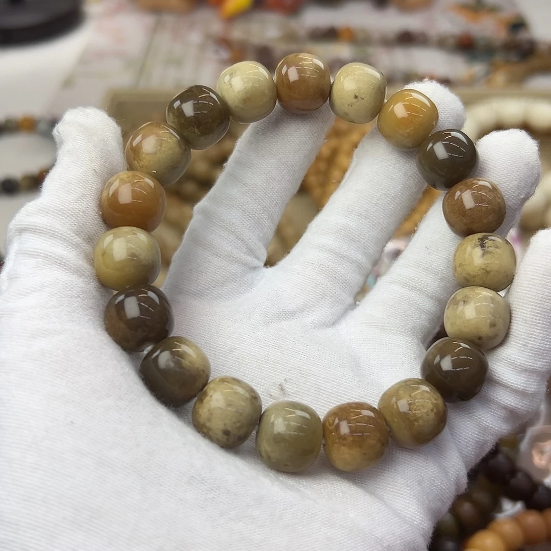 吊坠菩提根/象牙果松花266