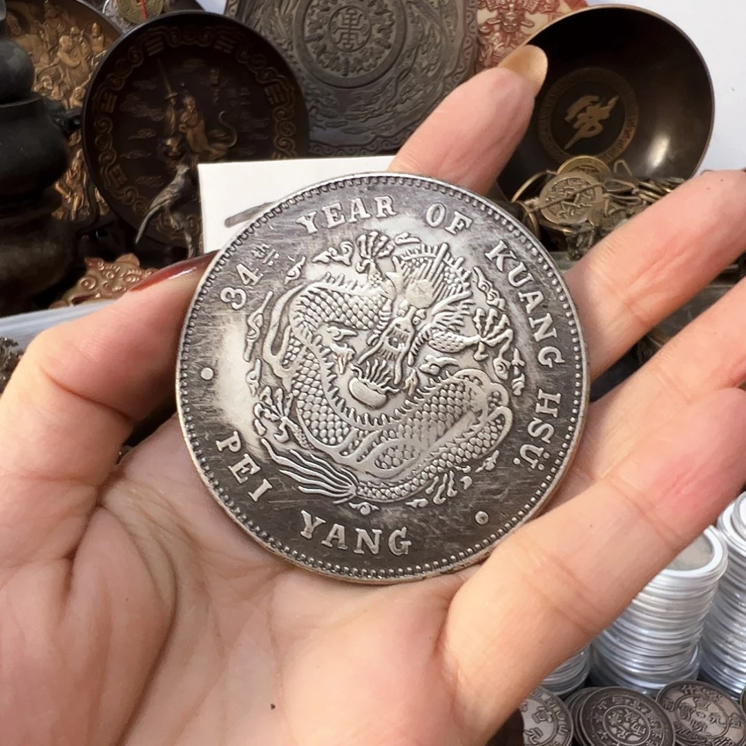 金属复古风格摆件