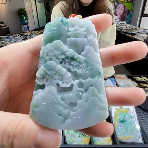 翡翠未镶嵌颈饰翡翠